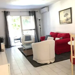 Apto. 2 Dorm. 100m Playa Apartamento Marbella